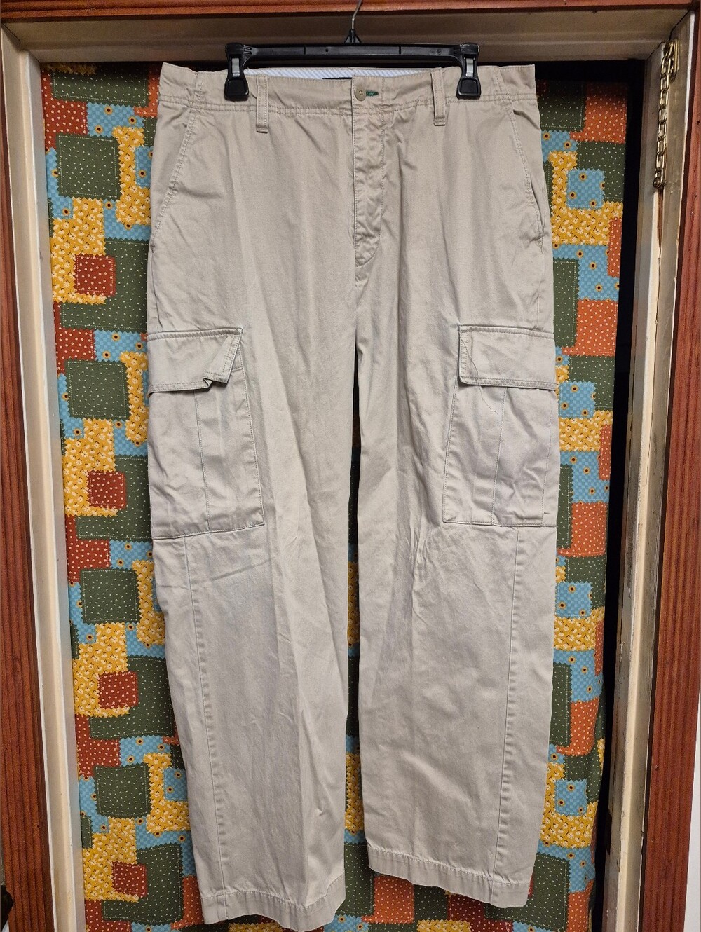 Tommy Hilfiger Men's Cargo Pants in Light Beige